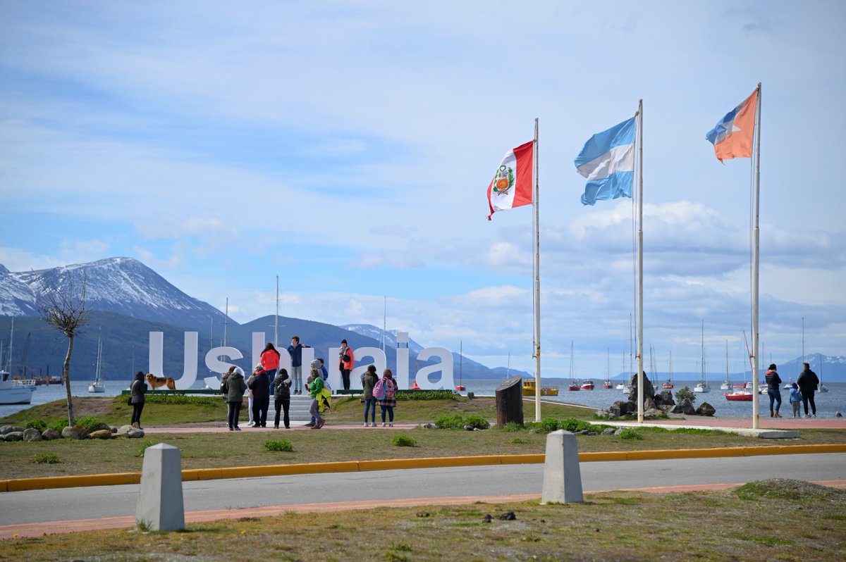 ¡Buen martes! con 11ºC y mucho sol en el #FinDelMundo 🌞📷🌼
#NaturalezaAlFin #TierraDelFuego #Primavera2021