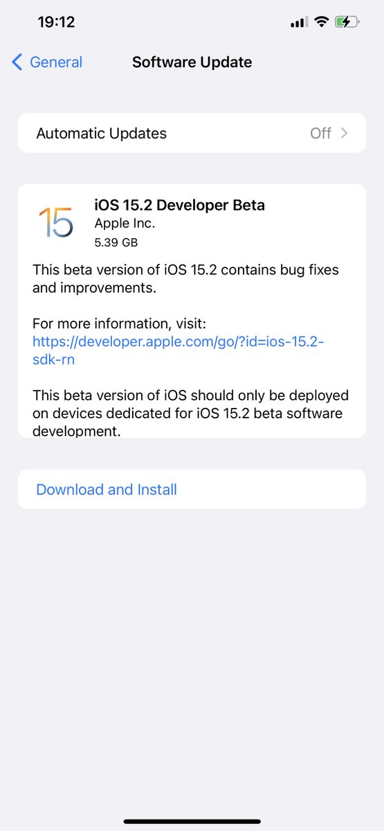 iSWUpdates's tweet photo. iOS 15.2 Dev Beta 1 (19C5026i) has been released. #iOS152 #iOS152DevBeta1 #iOS152Beta1 https://t.co/F92OWtvCft