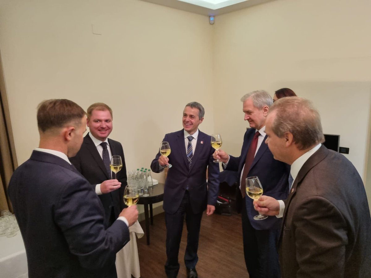 SwissUA's tweet image. Wheels down in Odesa!🇨🇭Vice President and Head of @SwissMFA Ignazio Cassis @ignaziocassis has just landed in Odesa! Warm welcome from the Governor of the Odesa region Serhiy Hrynevetskyi and @MFA_Ukraine
 
#UkraineSwitzerland
#UkraineReformConference