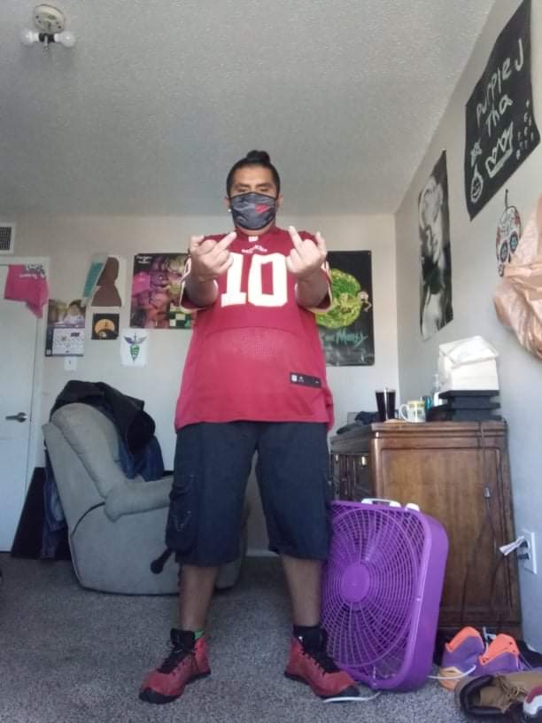 therealPurpleJ's tweet photo. I'm finally 20.... Life is real good right now, I got good friends, the best girl in the world, I love you family and everyone who supports me. All of y'all mean the world to me, and listening to my music means everything to me.... Have a great day, Imma celebrate💜 https://t.co/pqyXO4mxBi