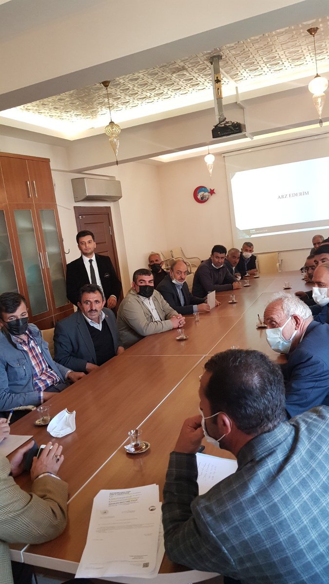IlceTalas's tweet photo. Mekansal Adres Kayıt Sistemi (MAKS) Muhtar Modülü eğitim toplantımızı ilçemiz mahalle muhtarlarının katılımı ile tamamladık. https://t.co/DrsYrEJhAq