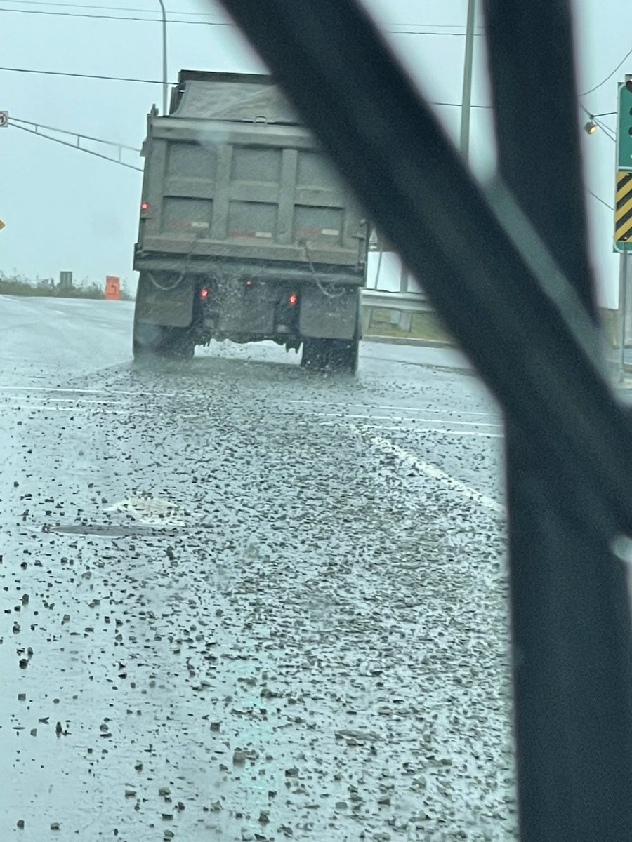 JamieDPower's tweet photo. This lovely dump truck just dumped gravel all over the road at exit 8 before heading north on the 102 in elmsdale. @RCMPNS @ElmsdaleNow @EastHantsNS 2:20pm https://t.co/YwdfoS5hL4