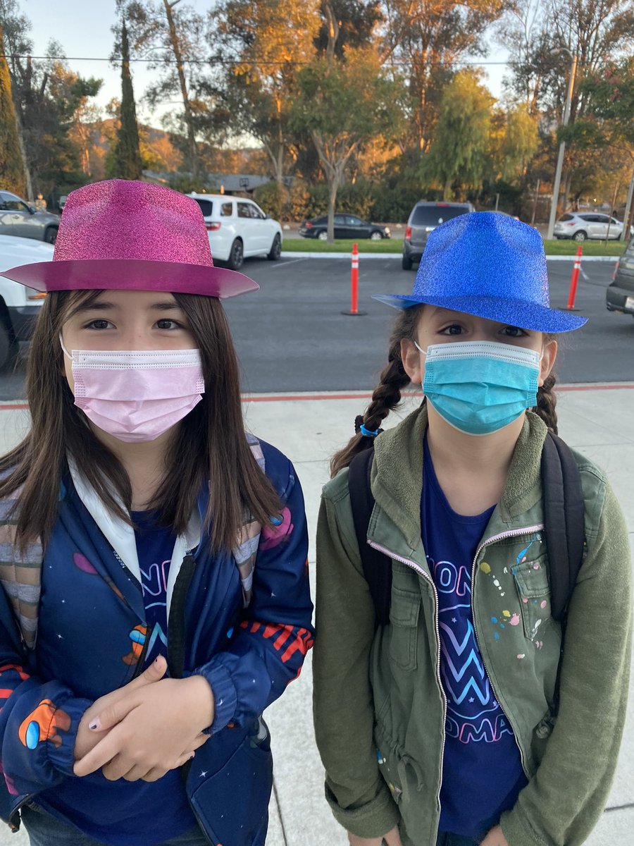 Brookside showing off their hats for “Hats Off to Living Drug Free” #brooksidebullfrogs #DrugFreeLooksLikeMe #RedRibbonWeek <a href="/mabarn/">Mathew Barnett</a> <a href="/ValAri5th/">Valerie Arias</a> <a href="/EbonBrown/">Ebon Brown, Ed.D</a> <a href="/BrooksideSTEAM1/">Life is better with books and cats!</a> <a href="/mgriffin_bmt/">Michael Griffin</a> <a href="/Kakish/">Mays Kakish</a> <a href="/mabarn/">Mathew Barnett</a>