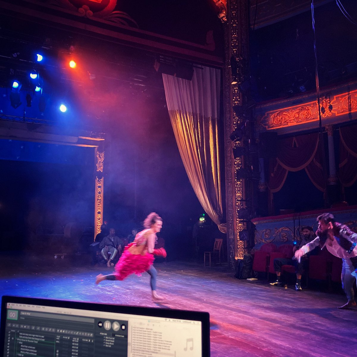 Wee bit of tech action @lyceumtheatre #lifeisadream