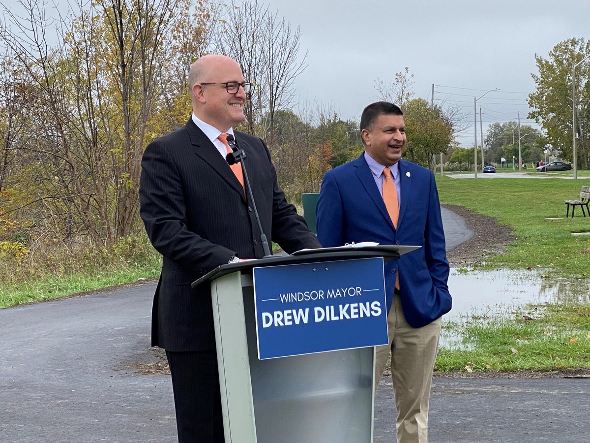 drewdilkens's tweet image. More than $2M in improvements will soon be completed at multi-use trails &amp;amp; other amenities throughout 7 Windsor parks! Introducing more ways to stay active helps improve the health of our community &amp;amp; City Council is committed to supporting these types of projects. @JeewenGill