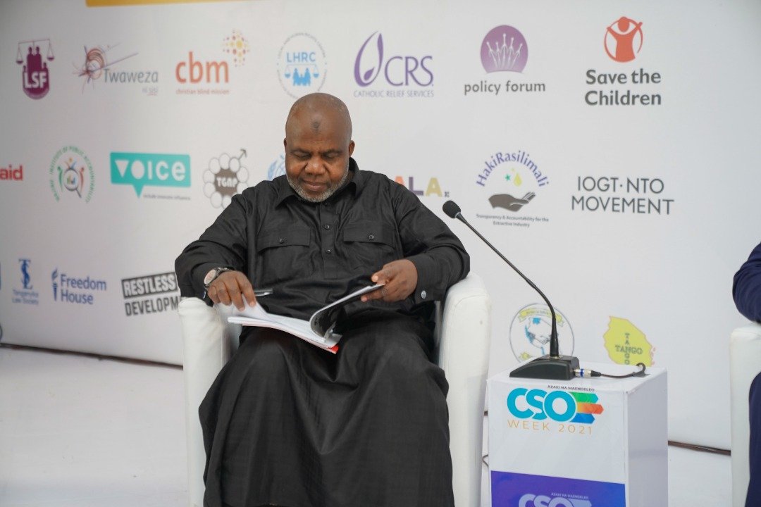 ManenoIzaak's tweet image. Nchi kama Botswana iliweza kufanikiwa kwenye sekta ya uziduaji kwa kuwa, ina utaratibu wa kujihusisha na sekta ya uziduaji toka hatua ya utafiti&quot;~ Prof. Mussa Assad 

#CSOWeek2021  #RasilimaliZetu