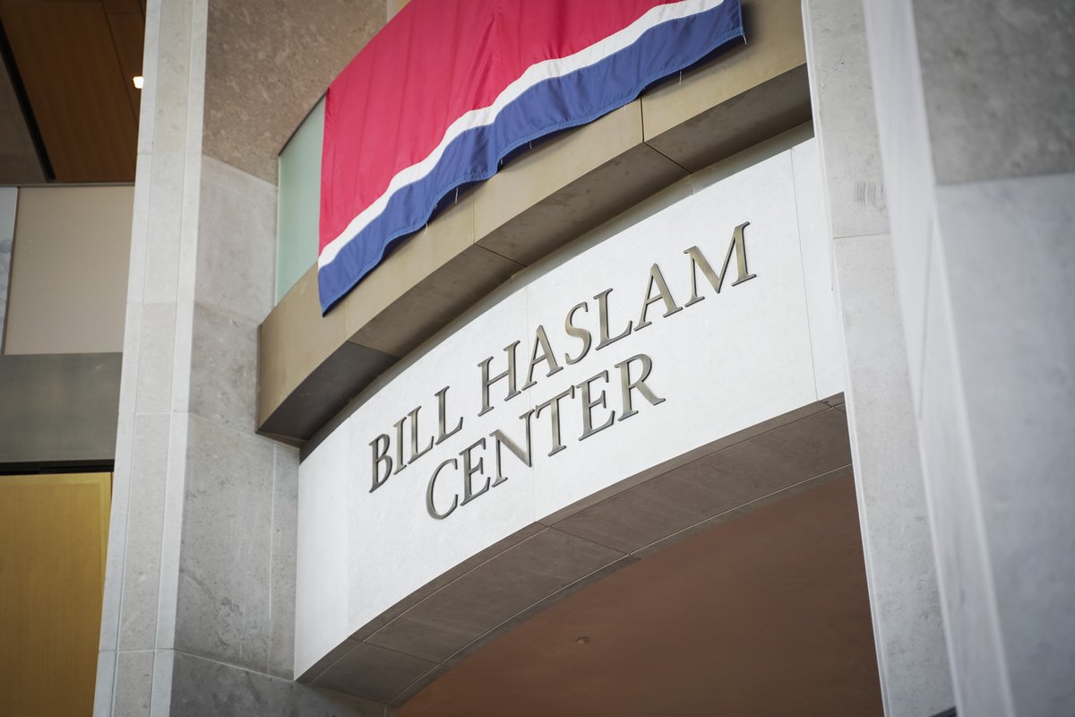GovBillLee's tweet photo. This morning the @tnstatemuseum was named after former Governor @BillHaslam. It was an honor to join Bill to celebrate his legacy &amp; contributions to our great state. Congratulations, #49! https://t.co/z0jKNP5K4N