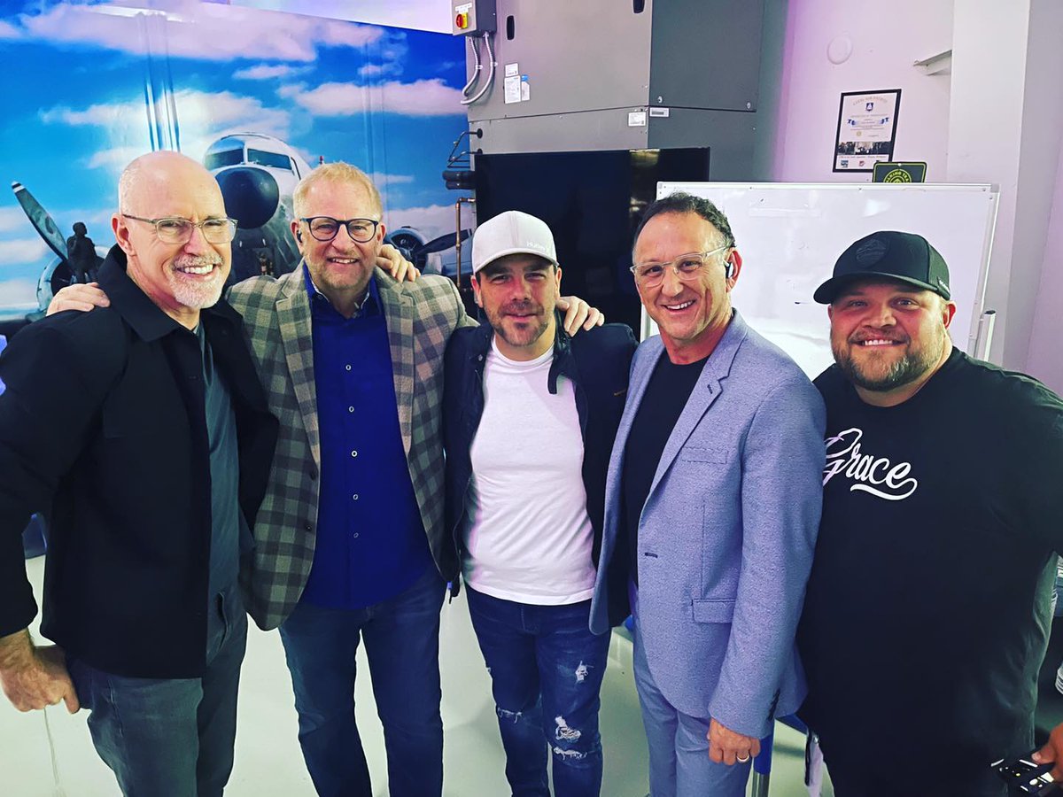 pcdguys's tweet photo. Great to be with our friend JJ Weeks ❤️#jjweeks #pcd #phillipscraiganddean https://t.co/HTUztt4wBA