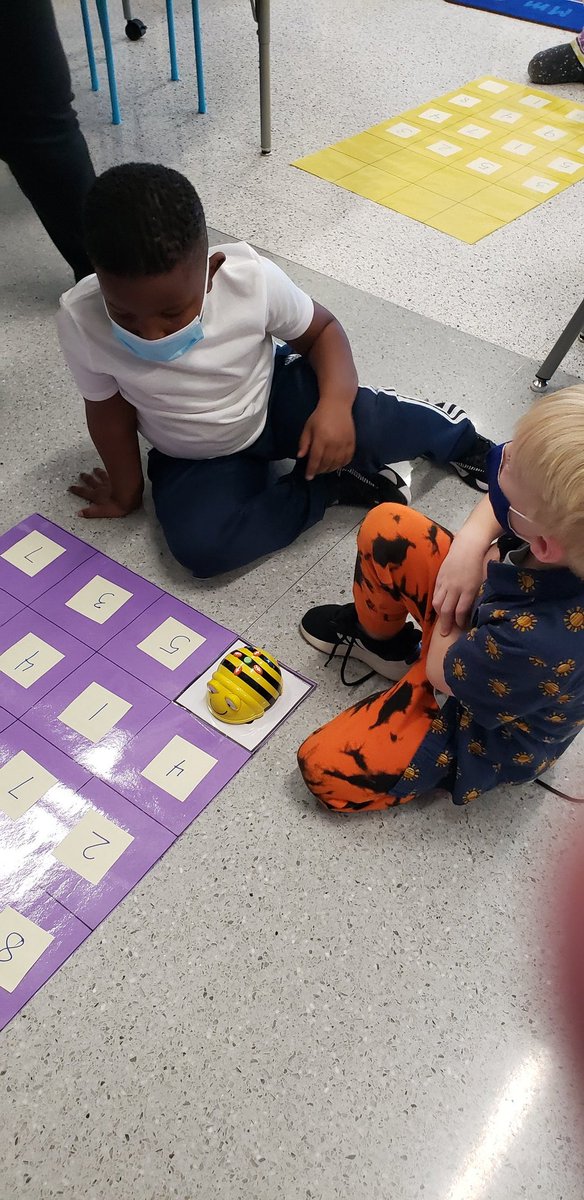 Nicki Bauer tweet media