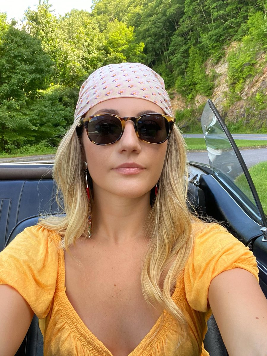 *goes to crystal store once* 🔮