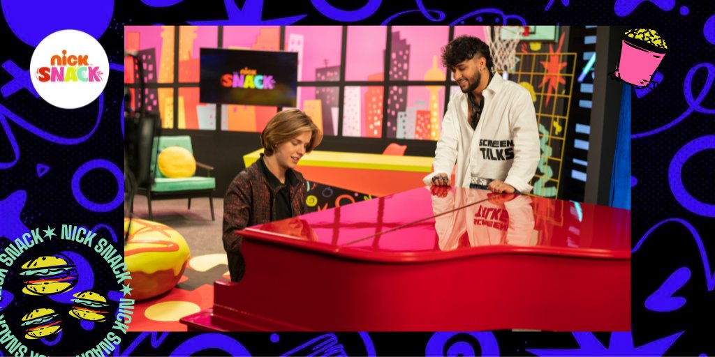 NickelodeonLA's tweet photo. ¿Qué canción crees que tiene de fondo esta imagen? ¡Te leo! 👀 Revive los mejores momentos del estreno de #NickSnack🔥 🔥 con @JOELDELE0N y Luis de la Rosa en el canal de Youtube Nickelodeon en Español ➡️  https://t.co/UT4son2DzD https://t.co/AofKu4HOEG