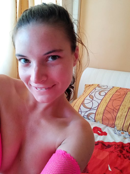 Huncutk&aacute;s est&eacute;t... 😉 https://t.co/PvrhnNpuqO