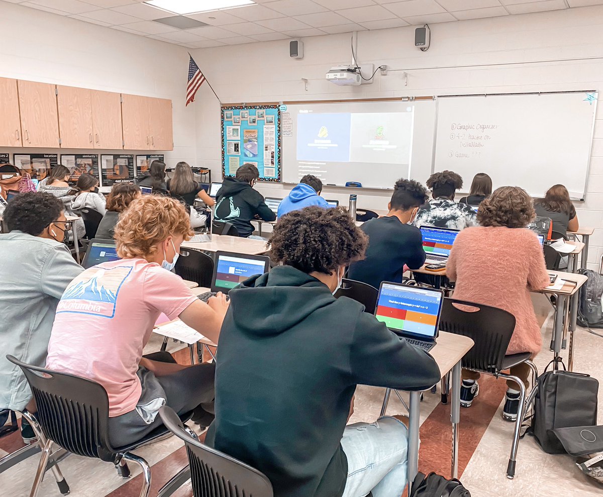 Ms_Miller_Math's tweet image. Nothing better than playing @gimkit Humans vs Zombies with quadratic functions before Halloween 🧟‍♂️🎃