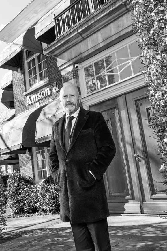 In onze notarispraktijk zien we het vaak: ongetrouwde partners kopen samen een huis, maar vinden de juridische en fiscale gevolgen vaak ingewikkeld.
#samenwonen #notaris
lourens.nl/column/samen-t…