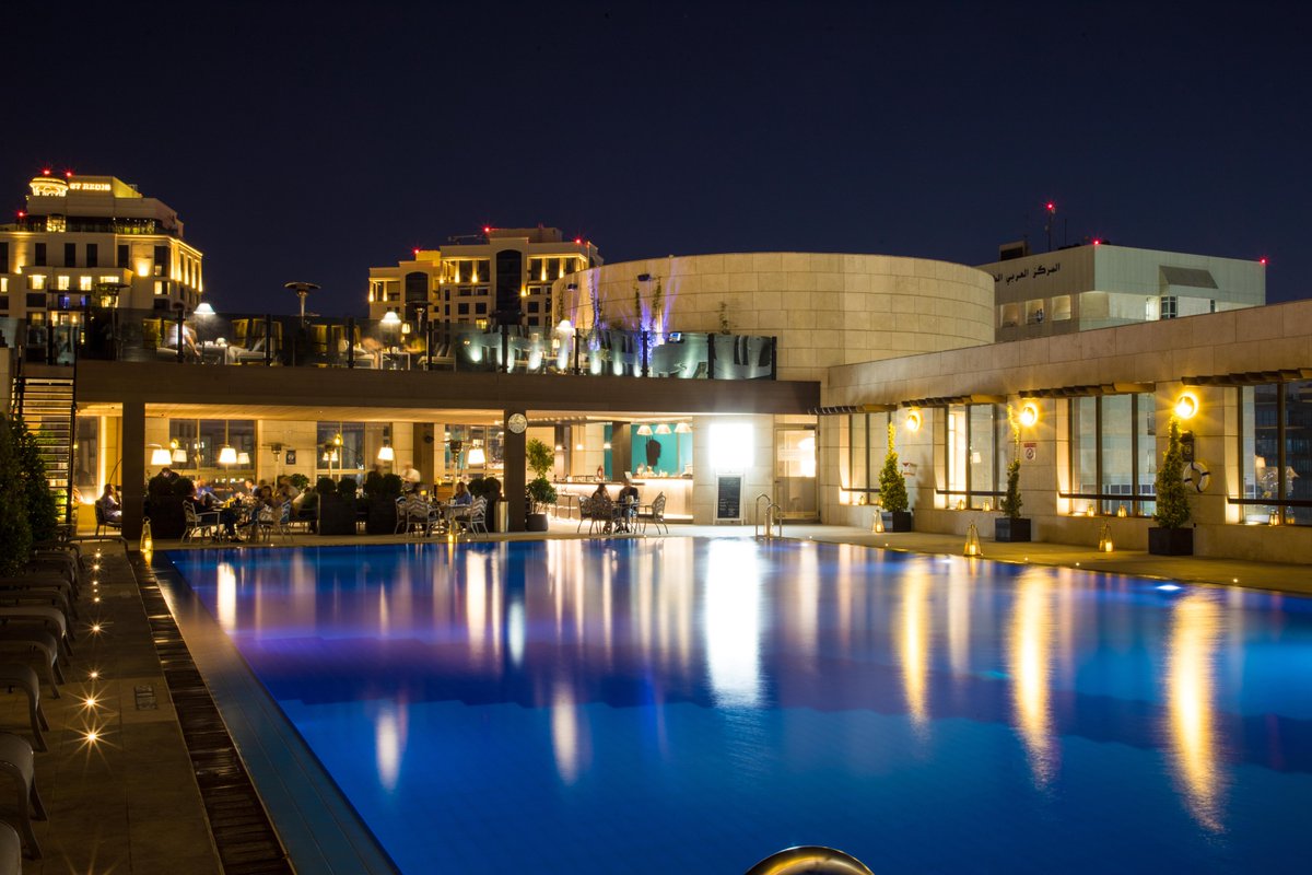 Saying goodbye to summer the right way, at Club on Five!