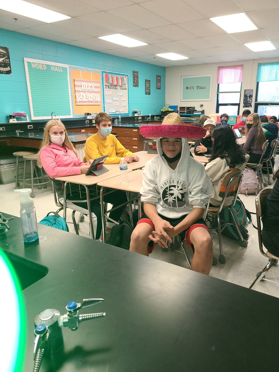 Celebrating birthdays in Spanish class this week...Feliz cumpleaños Nick!