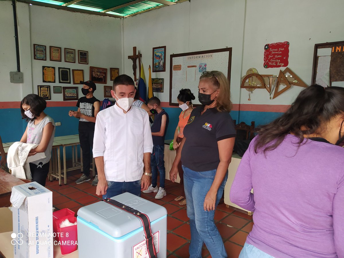 Dednnazenaida's tweet photo. 27/10/21. Apoyo articulado con Supervisor - Jornada de Vacunación UE. Kilómetro en repuesta al Vértice 1.. Seguimiento de atención a estudiantes. Orientaciones de casos a representantes.
@charlychaves 
@edward_arellano 
@ZonaEducTachira 
@SPETachira @redintergranfe 
@codennat https://t.co/UUvbVc3dCO
