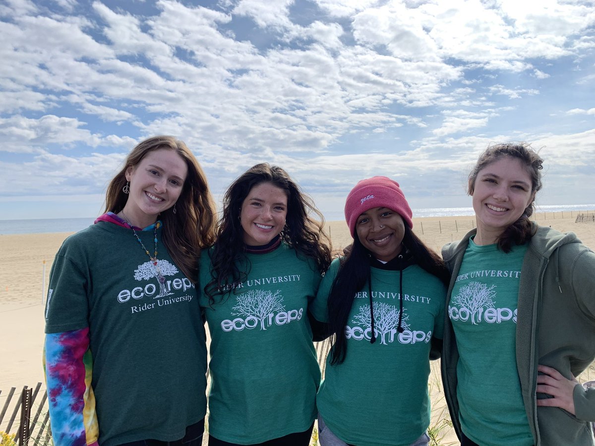 TowsonTara's tweet photo. Campus sustainability month is coming to a close…we had some amazing events! Check out the office of sustainability’s trunk-or-treat. Swim through the plastic waste in the ocean to get to the candy! https://t.co/sngoQM210J