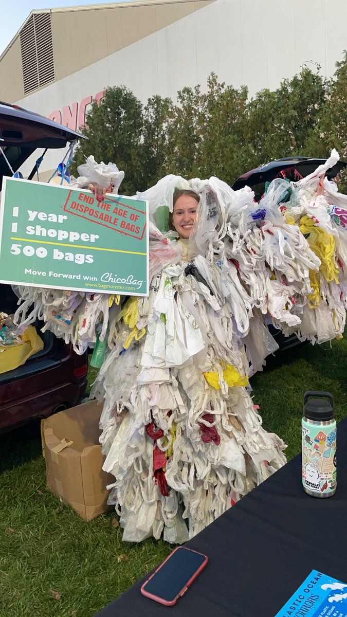 TowsonTara's tweet photo. Campus sustainability month is coming to a close…we had some amazing events! Check out the office of sustainability’s trunk-or-treat. Swim through the plastic waste in the ocean to get to the candy! https://t.co/sngoQM210J