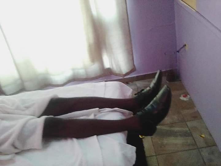 hleki90's tweet photo. A very short story 🤣🤣🤣 https://t.co/OrsTmg0hbw