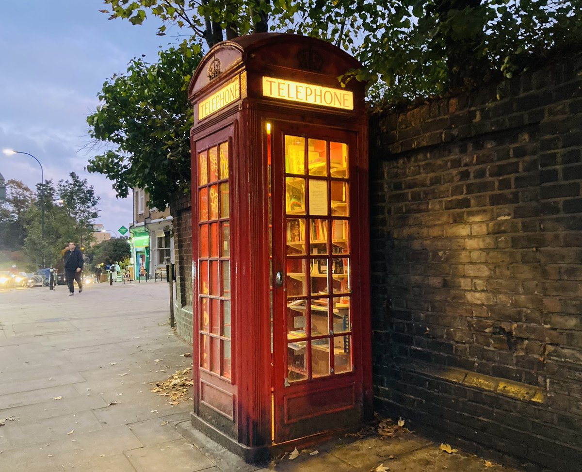 booksandwine76's tweet photo. Few treasures this time, but one of Londonโs prettier book exchanges #LewishamWay #LittleFreeLibrary #Tardis https://t.co/iya5WfsdO8