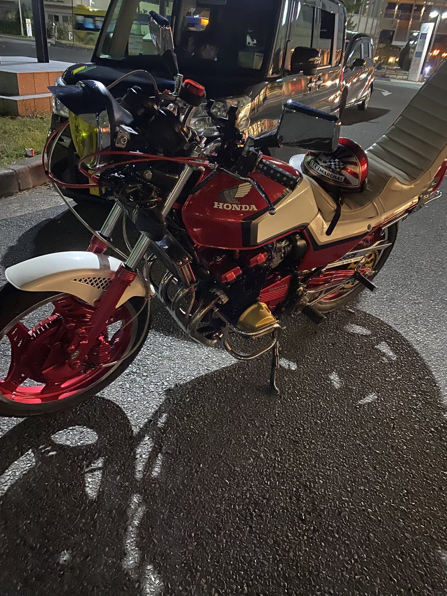 syo20040130's tweet photo. CBX外装交換してください
#cbr400f売ります
#cbx400f売ります 
#cbx外装売ります https://t.co/wVkt2cGKOe