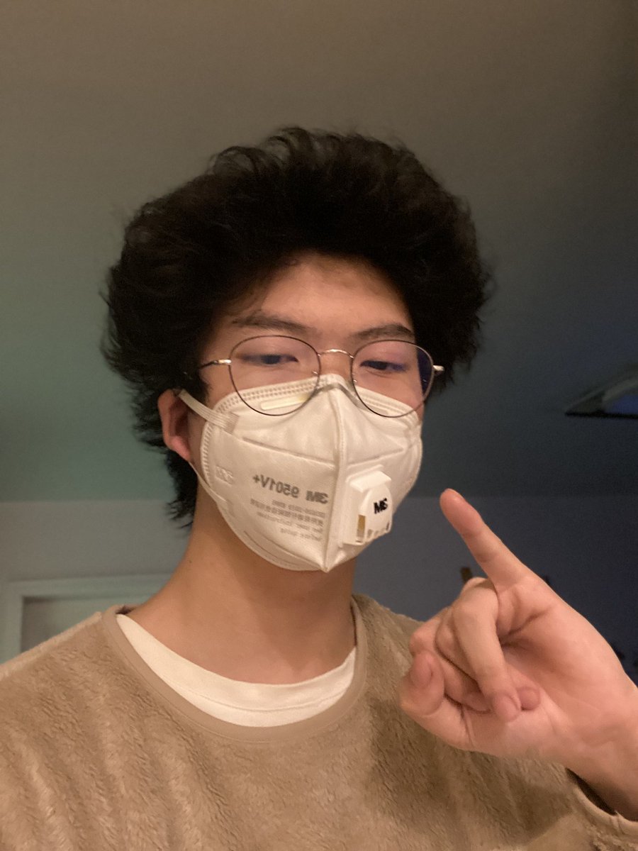 Kdaifans 我的19岁生日到啦 这里也要感谢我的爸妈和roselia 私の19歳の誕生日です ここでも両親とroseliaに感謝