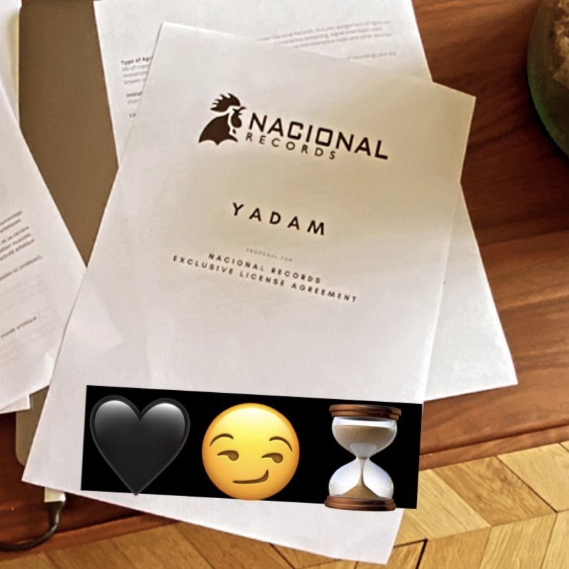 j'ai signe en label aux USA avec <a href="/NacionalRecords/">Nacional Records</a> 🖤✨ AHORA SI HABRA ALBUM EN 2022 😭🎉🤝✍️