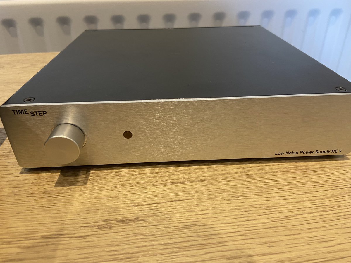 deck_doctor's tweet photo. Timestep external power supply mod with Cardas RCA cable upgrade & Cardas Litz tonearm rewire.
#Technics1200 #Technics1210 #deck_doctor #deckdoctor #vinyl
#technicssl1200mk2 #technicssl1210mk2 #audiophile #turntable #vinylcollector #cardas #cardaslitz #cableupgrade #timestep https://t.co/FV832MDRp6
