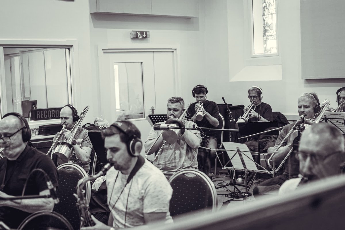 Strictly Smokin' tweet media