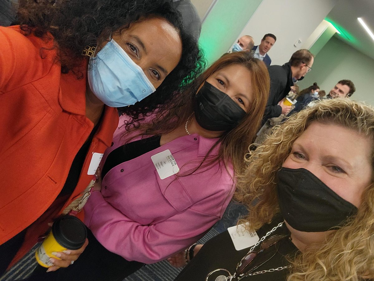 EricaPerezPR's tweet photo. First in-person event since Jan 2020 w/ @MCKNZEdesign &amp; @PatriciaRaicht at @pdxMRED conf. Trend: best offices prioritize the human experience – health + well-being, inclusivity, high-value experiential spaces w/ outdoor terraces, food – to create joy + productivity.  #psuCREconf https://t.co/juCwmIdkK2