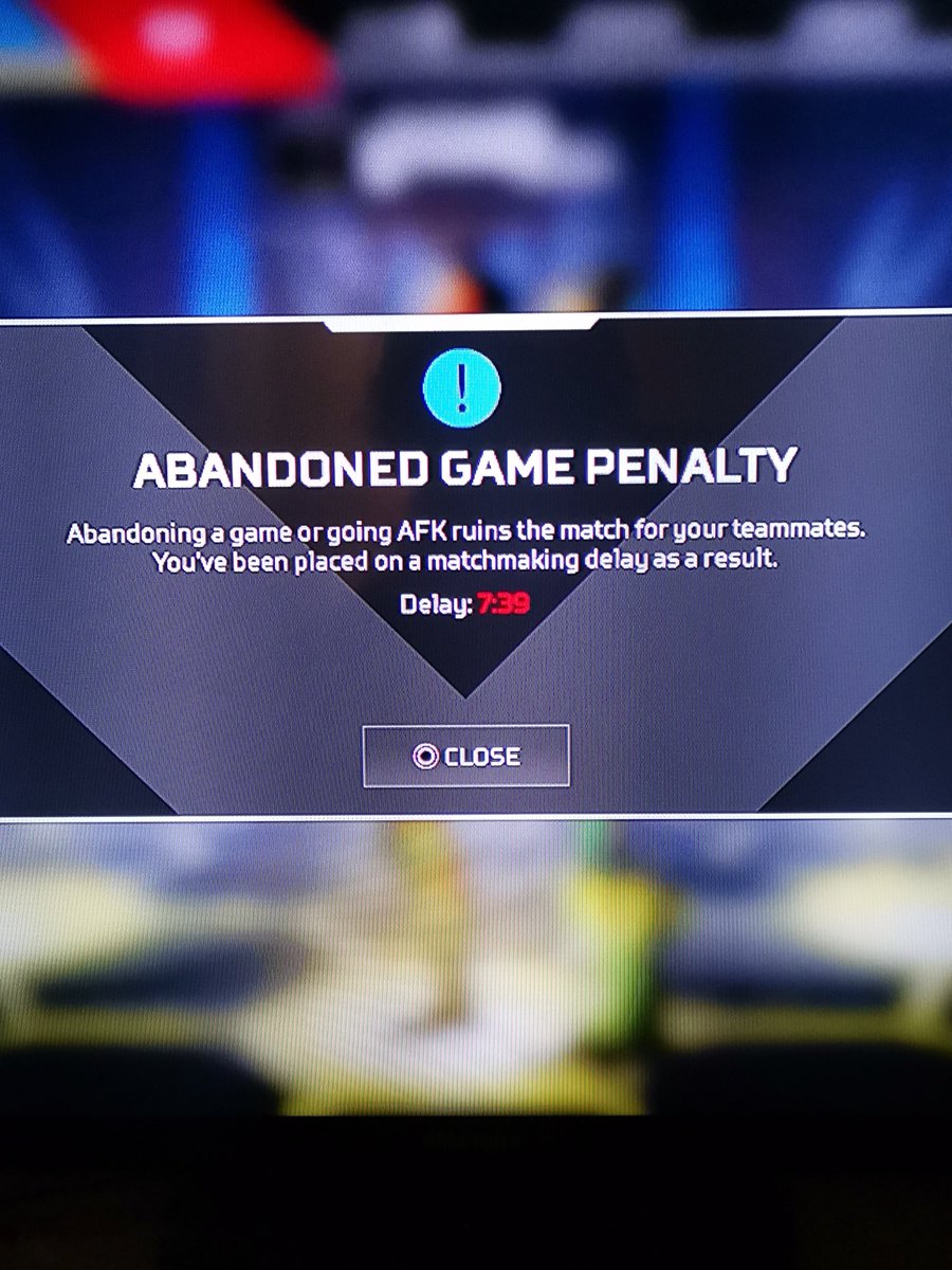 texteyoutube's tweet photo. @PlayApex Fix this please, that's not cool to get a penaly just bc I was kicked by the servers! I was literally just dropping off the ship, everything freezed and I got an error , to finaly get a penalty for no reason... https://t.co/WDpBoBERj7