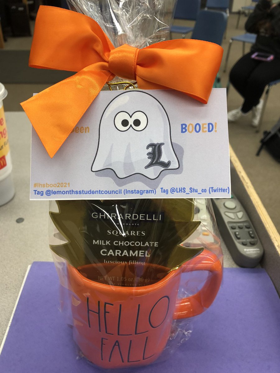 I got boooooooed! Thank you to the anonymous random booer for making my day! <a href="/LHS_Stu_co/">Mrs. Kupchek</a> #lhsboo2021