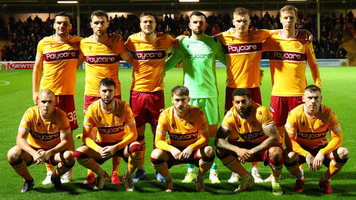 MotherwellFC's tweet photo. Motherwell v St Mirren.
// #MFCvSTM https://t.co/Hvanenv4Ol