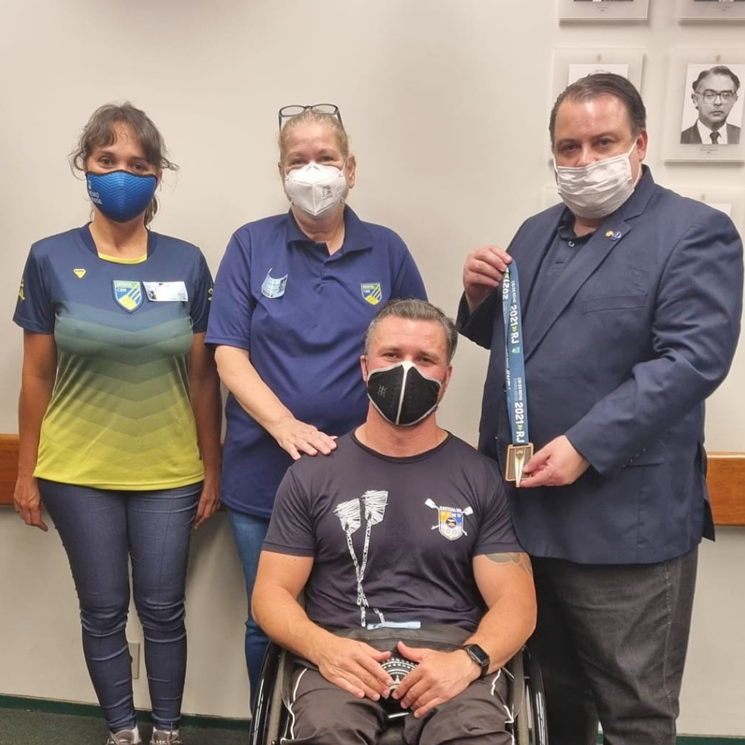 RemoCBR's tweet photo. A presidente da CBR, Magali Moreira, esteve em reunião com o Deputado Federal, Júlio Cesar Ribeiro e com a Secretária de Esportes e Lazer do DF, Giselle Ferreira de Oliveira, em sua viagem para Brasília nesta semana.
#RemoBrasil #RemoDF https://t.co/jp0gJ5gmmE