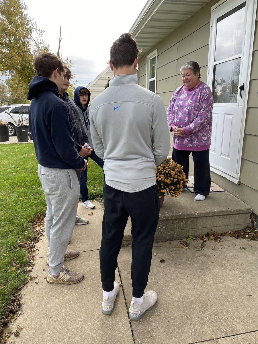 Cleanup and taking time to pray ❤️ 👏🏻 House Richmond 👏🏻 #xavierservice