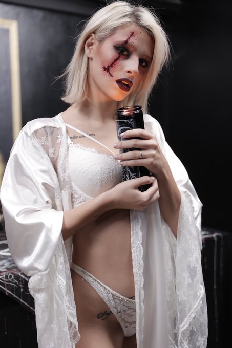 Possessed! Halloween Edition!  https://t.co/BKv2SzCxU6  @innaki_inna @SugarBabesTv  #new #movie #online<a href="/tag/movie"class="tags"><span>#movie</span></a><a href="/tag/new"class="tags"><span>#new</span></a><a href="/tag/online"class="tags"><span>#online</span></a>