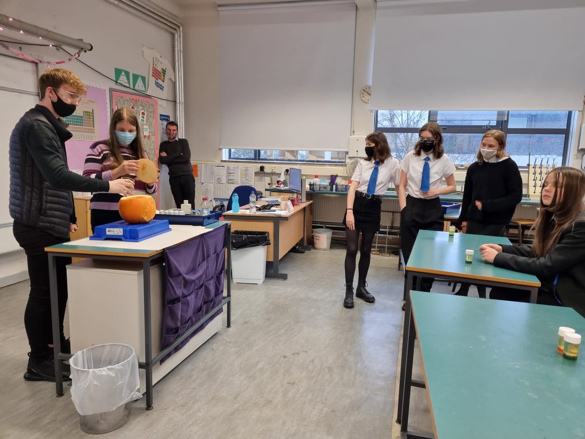 Ross High Chemistry tweet media