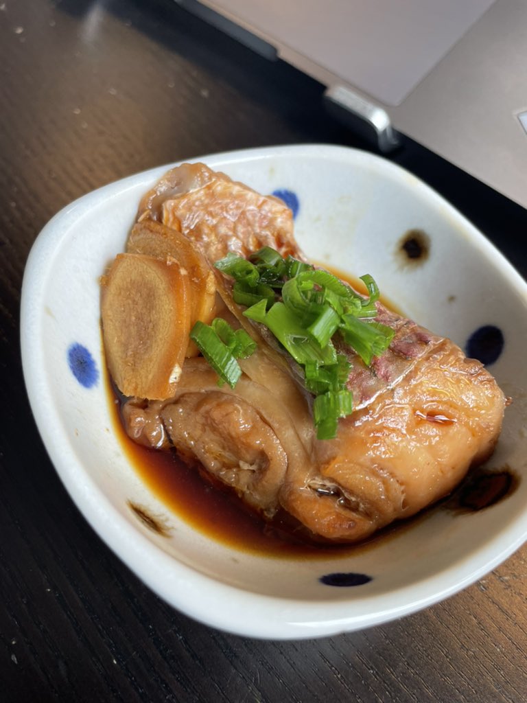 Bento_On's tweet photo. 鯛の煮付け😋 https://t.co/zebUSfAdh0