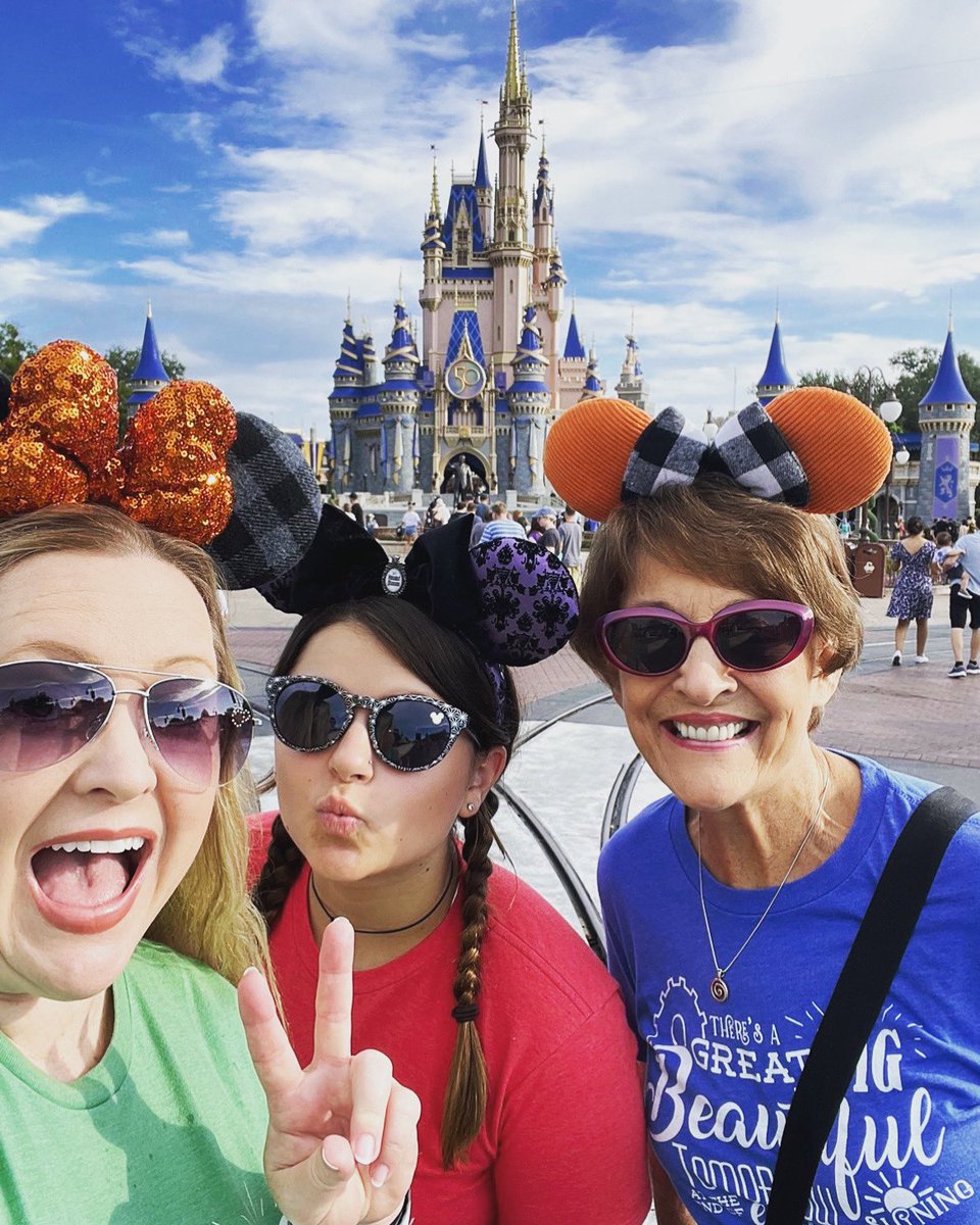 SusieQTravels's tweet photo. Just 3 generations kickin’ it at WDW for the 50th!!!

#OklahomaTravelAgent #Travel #Vacation #IBookAllDestinations  #KingdomDestinations #EarmarkedByDisney #LiveLifeToTheFullest #WaltDisneyWorld  #MagicKingdom #CinderellaCastle #Earidescent #TheWorldsMostMagicalCelebration ✨ https://t.co/frbQro53Kk
