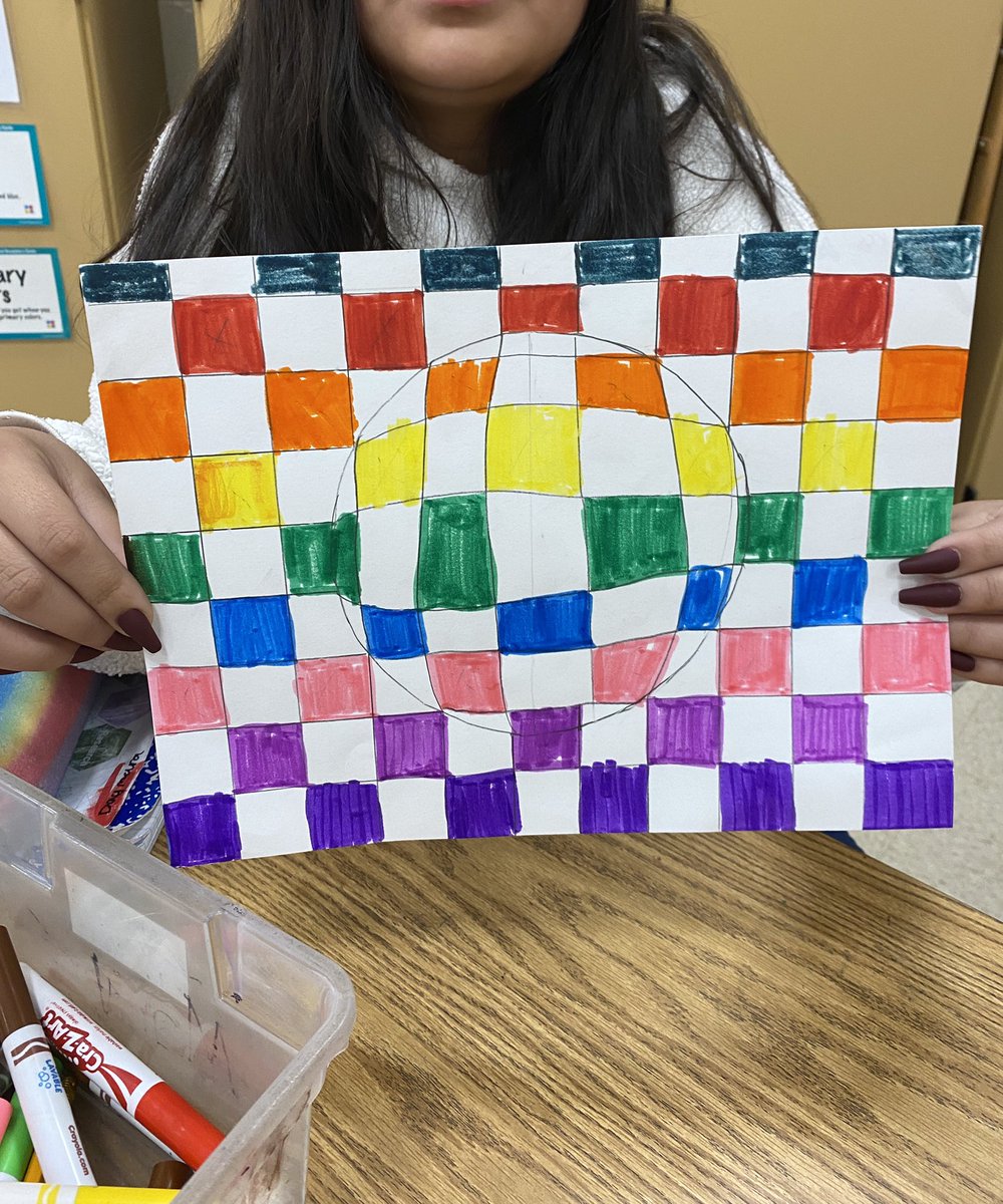 ogesart's tweet photo. 5th grade finishing up their Op art @ogesart https://t.co/JQxV0MLoCy