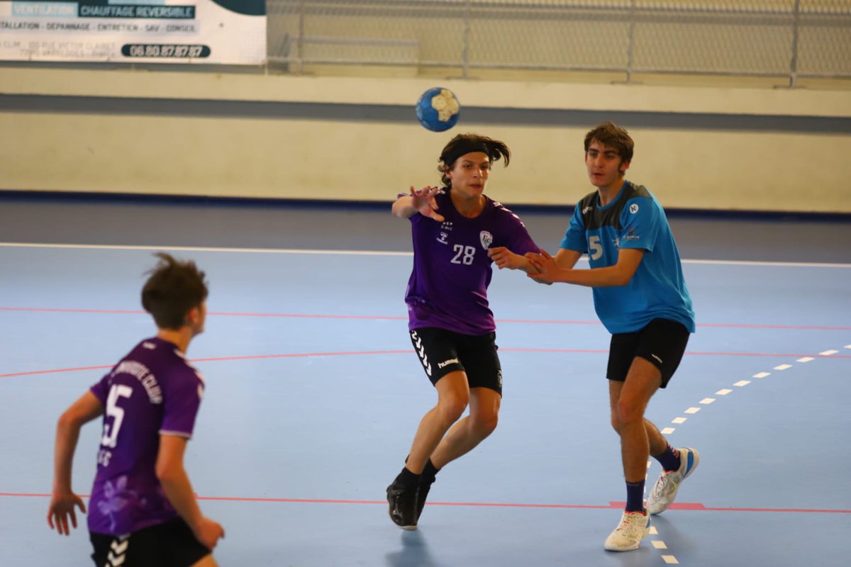 La défaite des -16 masculins face au Handball Club Serris Val d’Europe sur le score de 35- 24 laissera clairement des regrets. On se donne rendez vous après les vacances de la Toussaint pour de nouveaux défis. 

Allez le PUC !
