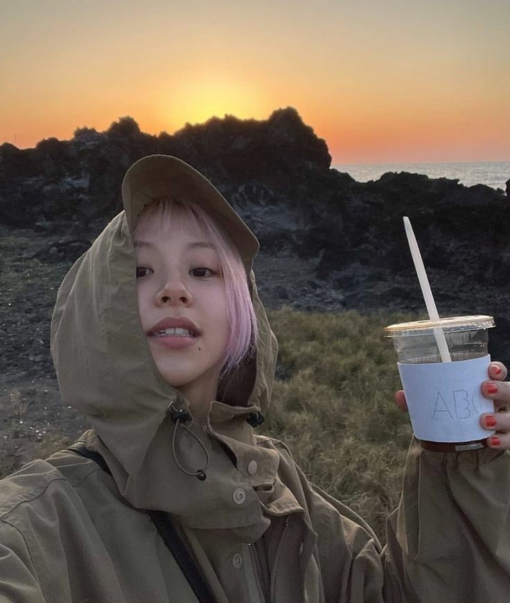 easy busy tweet media