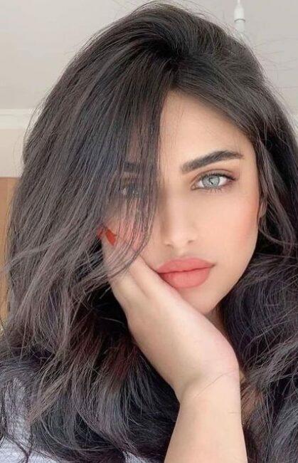 قولوآ للقمر تنحّى جآنبًآ
فوجه ملآكي أَولَى بالسمآآء ...!!!
#princess_mimo
#تواصُل_الرُّوح