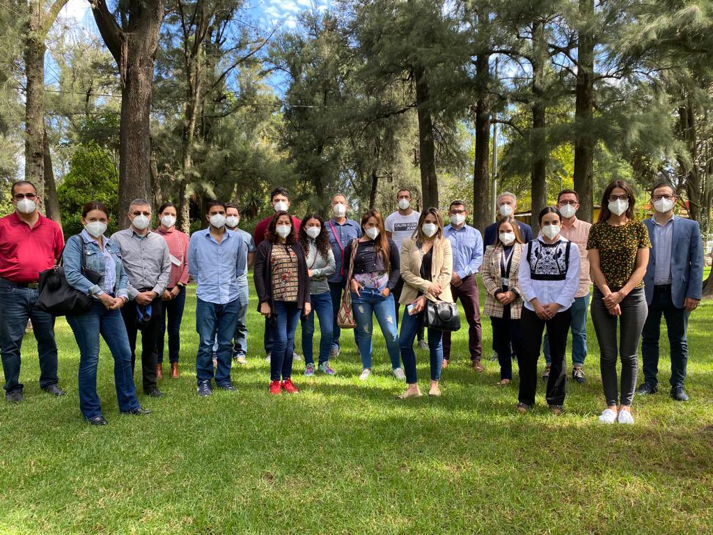 SwissChamMexico's tweet photo. En el marco de #Swisstainability visitamos la planta #CeroAgua de @NestleMX con @CH_Mexico y @MaestriasSust. En el cual se ahorran 1.6 millones de litros diarios de agua en los procesos 💧🌱🥛 https://t.co/cPM7PMuP6k
