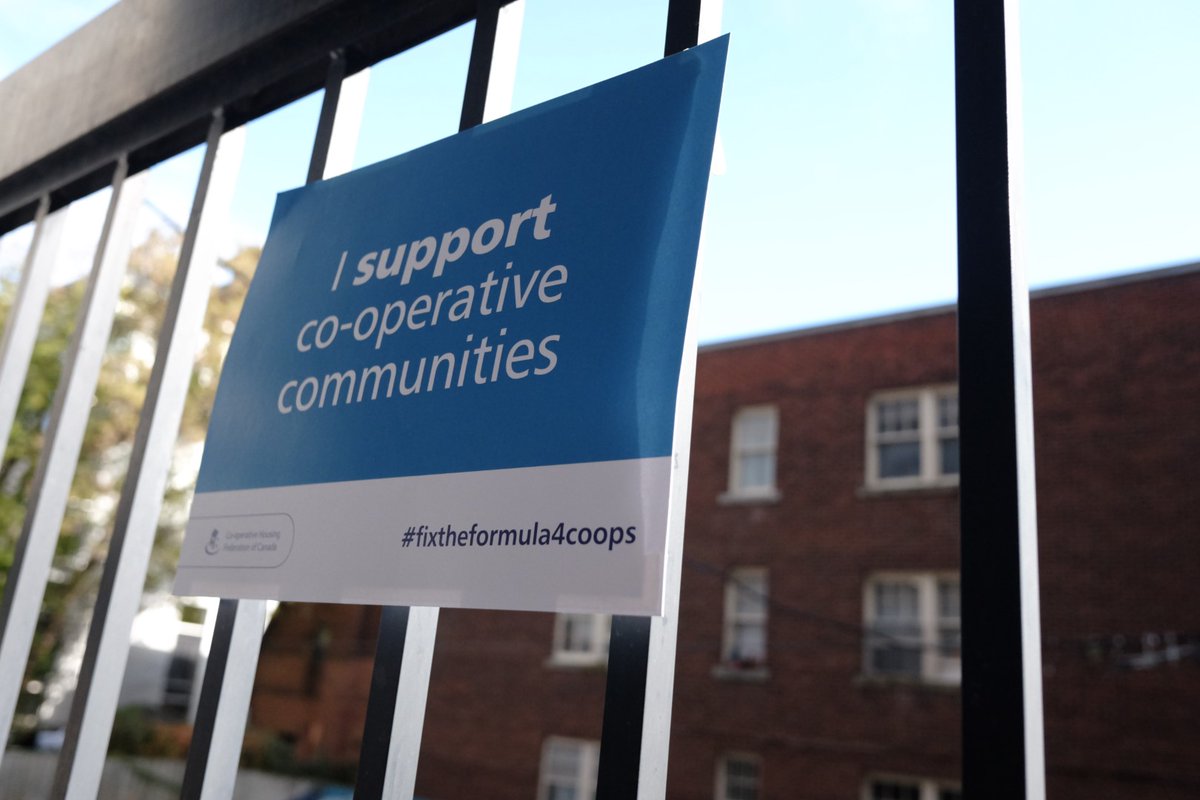 CHFCanada's tweet photo. Great discussion today with @WillBoumaBrant on the vibrant co-operative communities in #BrantfordBrant and what’s needed to ensure they can continue to provide good quality homes into the future.
#onpoli #affordablehousing #fixtheformula4coops https://t.co/rpAKhHAnzB