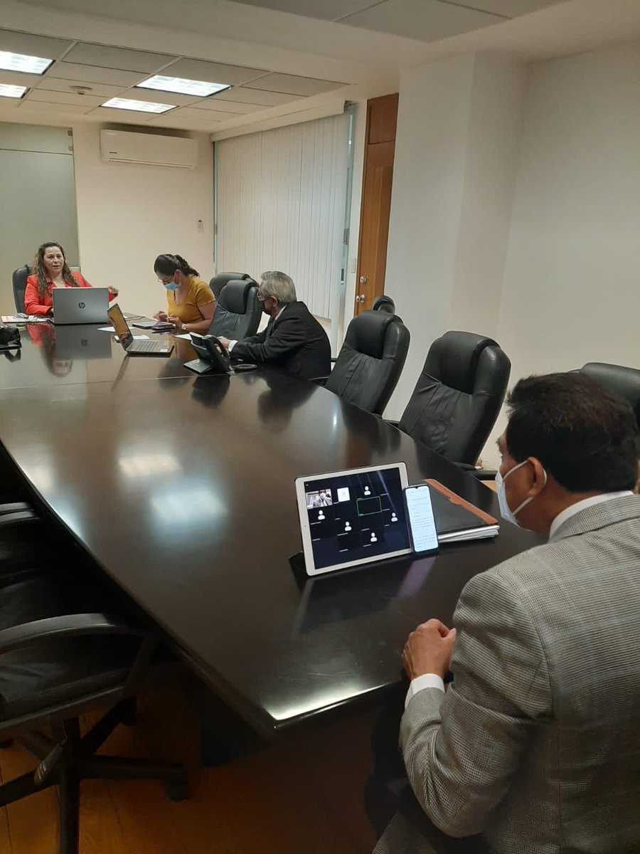 Nuestro Pdte. <a href="/NotLopezJuarez/">Ponciano López Juárez</a>, planteó el deseo del <a href="/colegionotarios/">Colegio de Notarios CDMX</a> de trabajar junto a la Comisión Registral, Notarial y Tenencia de la Tierra del <a href="/Congreso_CdMex/">Congreso de la Ciudad de México</a> en favor de la base y de los cimientos que den certeza al patrimonio familiar, en beneficio del Estado de Derecho.