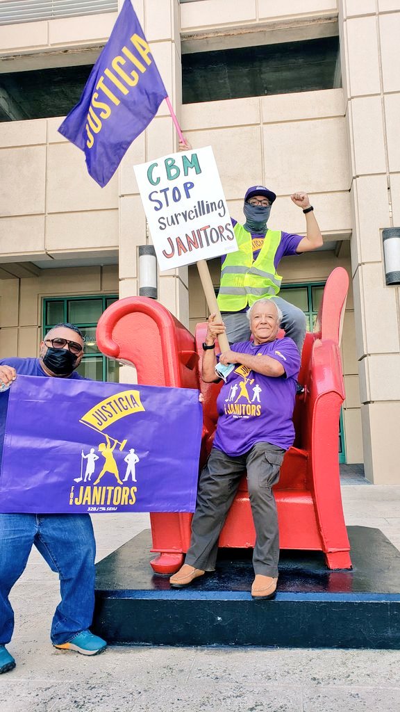 32BJFlorida's tweet photo. Hi 👋 to everyone but anti-union contractors like @cbmfloridamiami who pay their janitors poverty wages w/no paid sick days &amp; don't respect their workers' right to organize. So FL janitors are going UNION. Companies like CBM, won't hold us back!✊🏾🙌🏾 #JusticeforJanitors #1u https://t.co/HJQkzEwMBZ