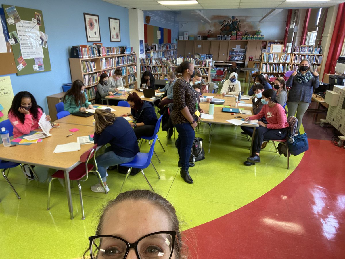 PS76_Bennington's tweet photo. Happening now: cultivating the genius in our new staff at session one of our #pathwaytotenure series 🐝@DOEChancellor @cristinevaughan @District11BX @NYCTCP https://t.co/eYoKG2S86g