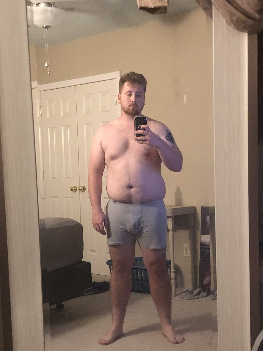 Pat_Conway98's tweet photo. Definitely not at my end goal but being actually happy with my body for the first time like ever is sickkkkkk 
P.S. I’m genuinely sorry anybody has to see the first pic https://t.co/Ohk8pPGlXy
